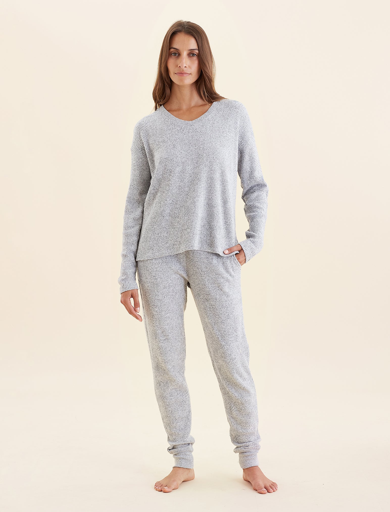 Super Soft Waffle V-Neck Long Sleeve Top in Grey