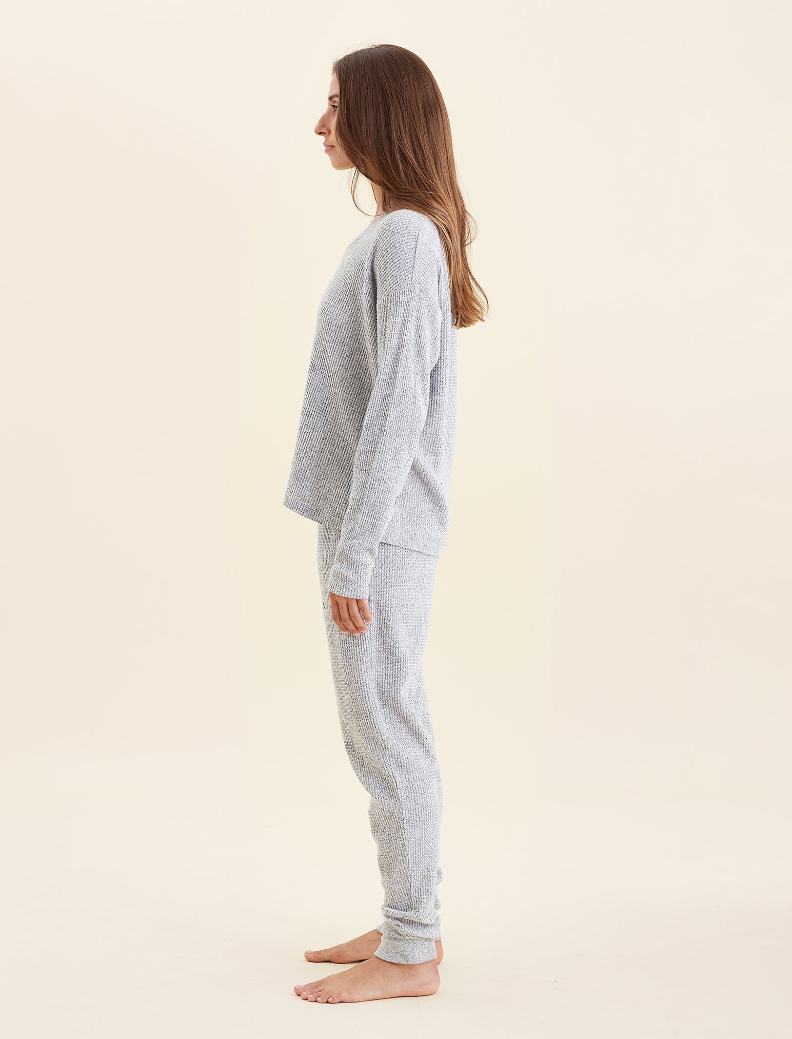 Super Soft Waffle V-Neck Long Sleeve Top in Grey