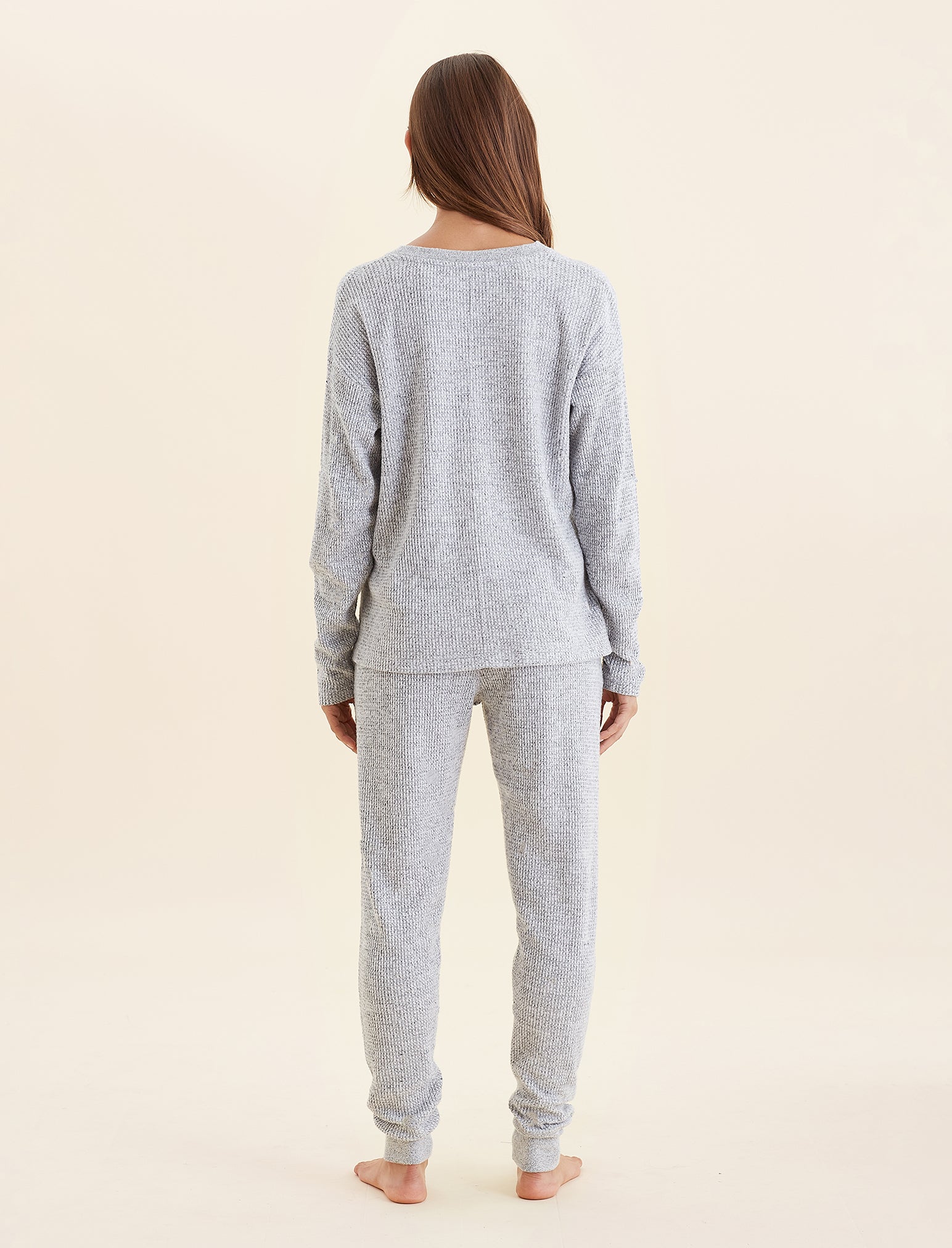 Super Soft Waffle V-Neck Long Sleeve Top in Grey