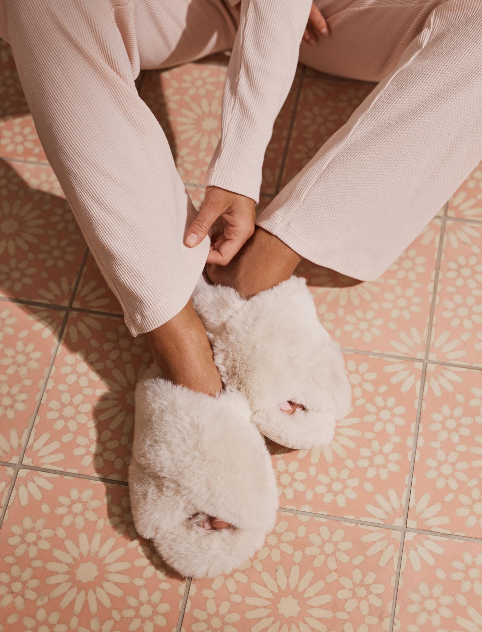 Sheepy Crossover Slides