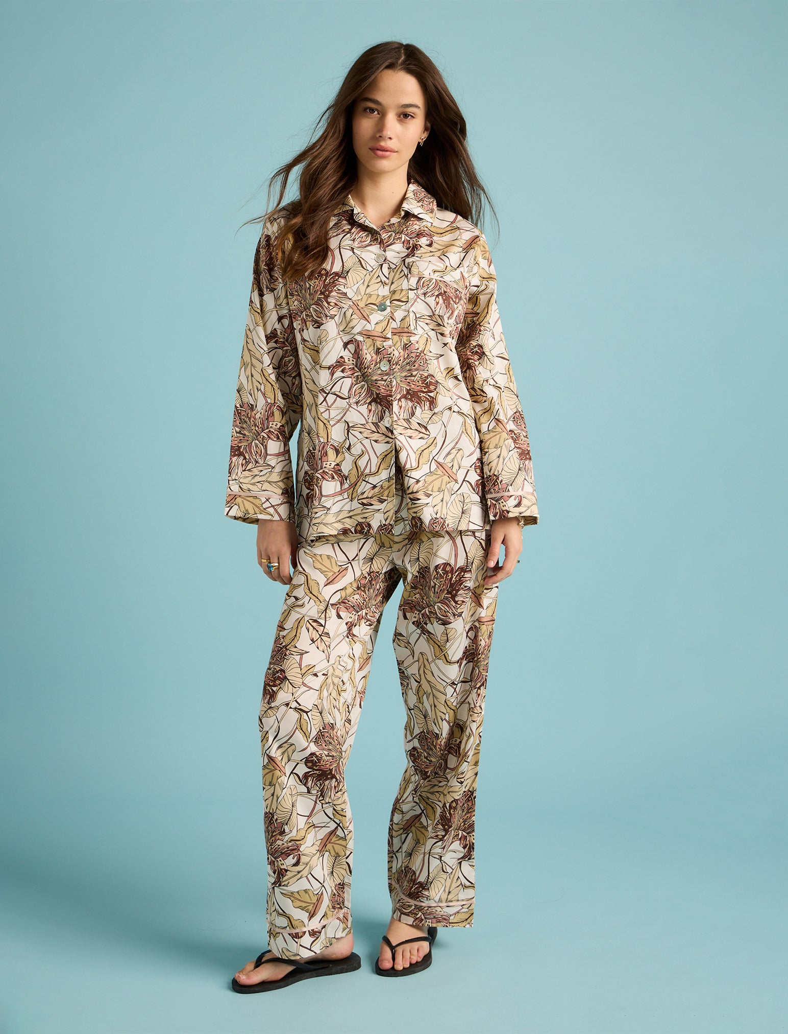 Karen Walker Lilies FL PJ