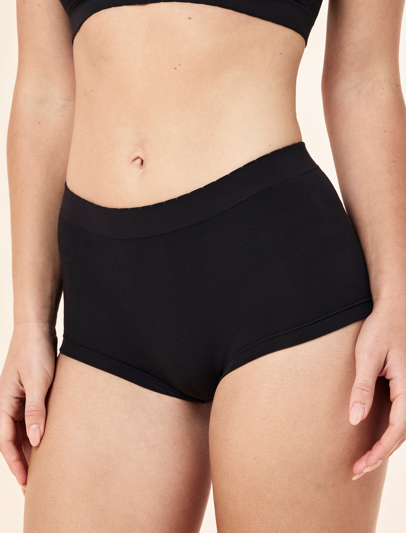 Sofia Seamless Boyshort Knicker